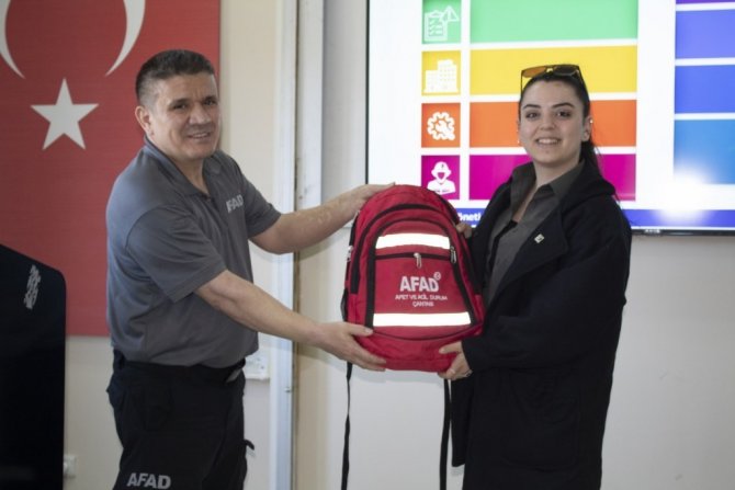 Zbeü’de Deprem Konferansı Ve Tatbikatı Gerçekleştirildi