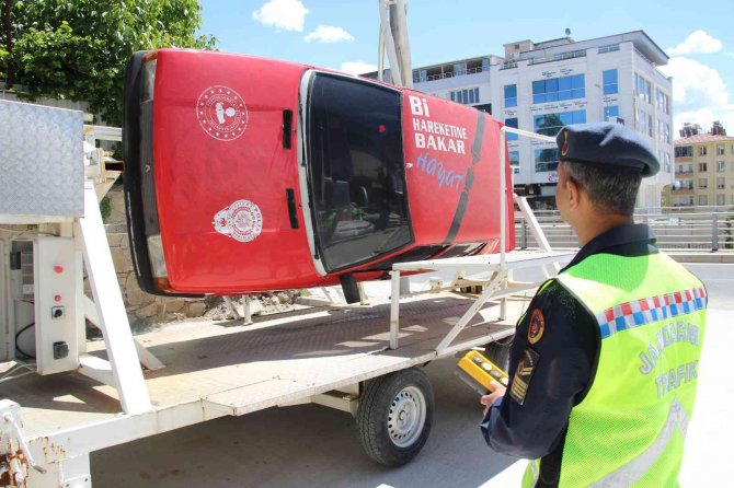 Trafik Haftası’nda Vatandaş Ve Öğrenciler Bilgilendirildi