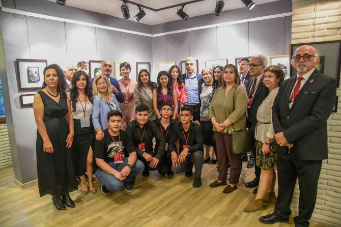 Fotoğraf Atölyesi Öğrencilerinin Fotoğrafları Sergilendi