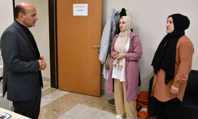 Başkan Oral’dan Evde Bakım Birimi’ne Ziyaret