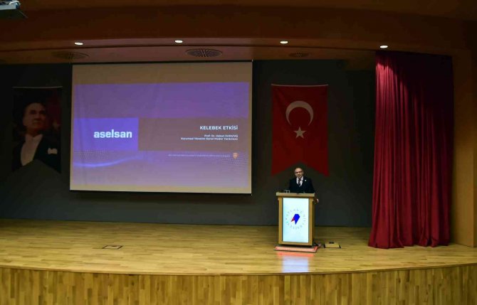 Kariyer Günlerinde Sektör Temsilcileri Ve Öğrenciler Bir Araya Geldi