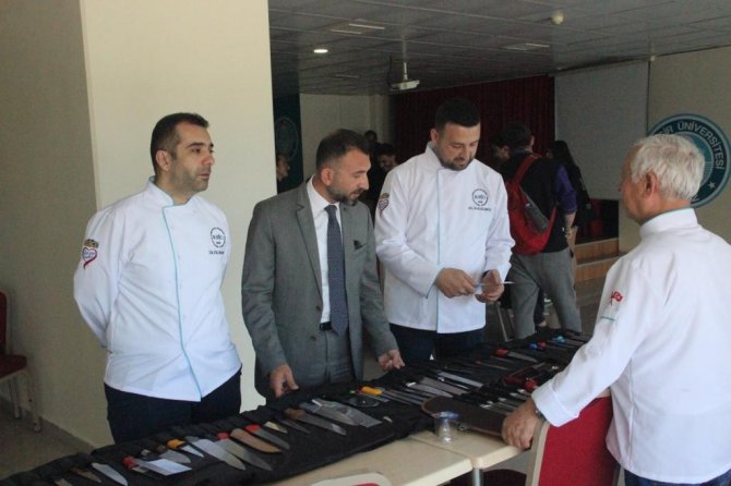 Burhaniye’ De Pirge Bıçak Akademisi Eğitim Semineri