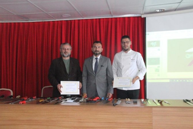 Burhaniye’ De Pirge Bıçak Akademisi Eğitim Semineri