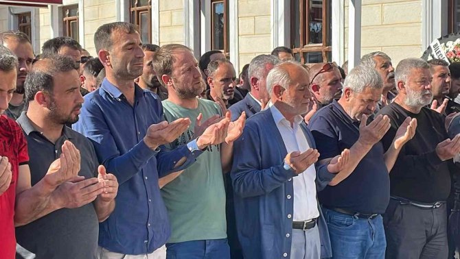 Patlamada Ölen İşçi Memleketi Eskişehir’de Toprağa Verildi
