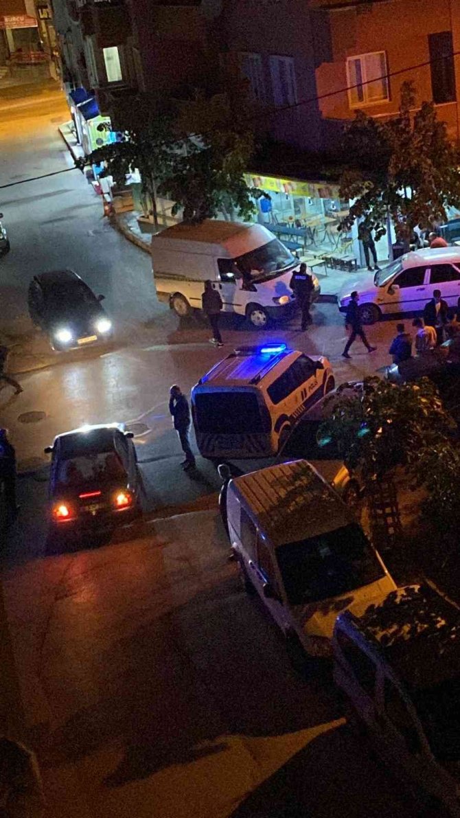 Bursa’da Akrabalar Arasında Silahlı Kavga : 1 Yaralı