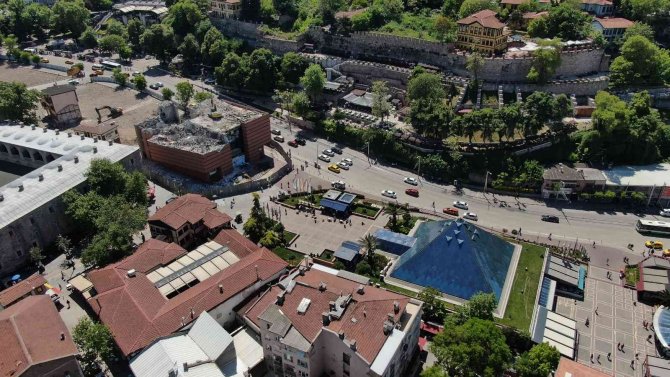 Göçük Plaza