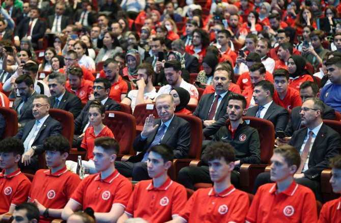 Cumhurbaşkanı Erdoğan; “Engellilerimiz, Bugün Sporun Her Alanında Adeta Destan Yazıyorlar”