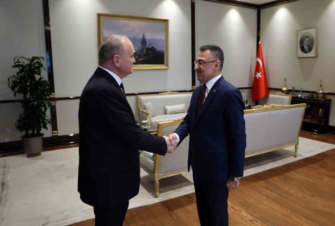 Faruk Özlü, Fuat Oktay İle Projeleri Görüştü