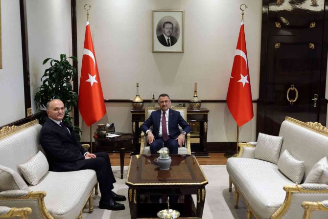 Faruk Özlü, Fuat Oktay İle Projeleri Görüştü