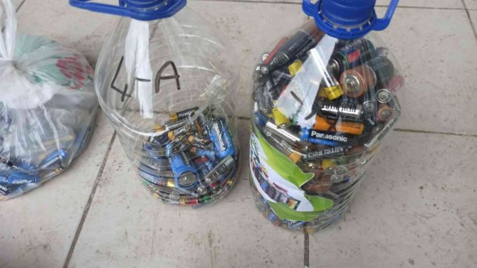 111 Kilo Atık Pil Topladılar