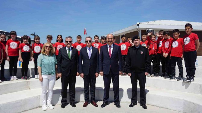 Trafik Eğitim Parkı’nda Fidanlar Toprakla Buluştu