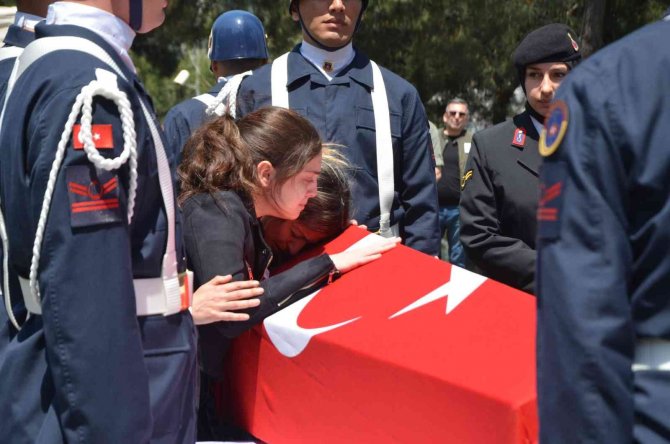 Başçavuş Çiftçi Askeri Törenle Son Yolculuğuna Uğurlandı