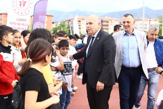 Denizli’de Çocuklara Küçük Yaşta Spor Alışkanlığı Kazandırılıyor