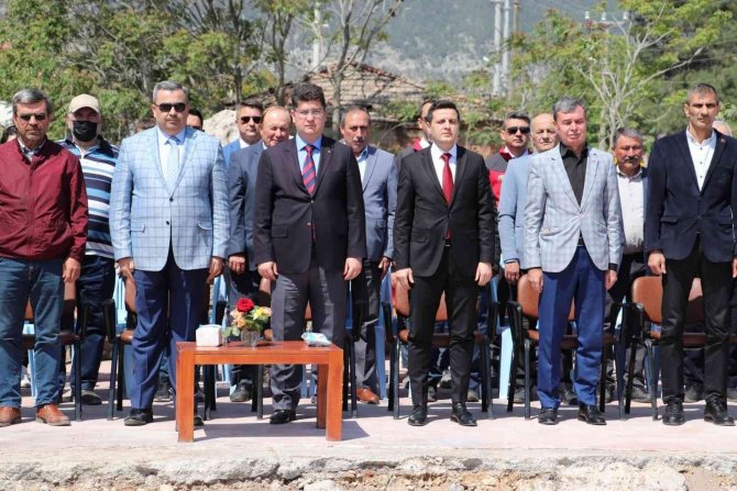 Kırkağaç’ta 16 Milyon Tl’lik Spor Kompleksinin Temeli Atıldı