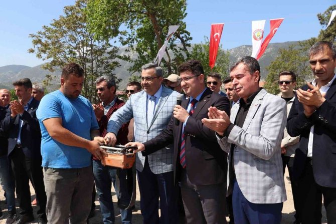 Kırkağaç’ta 16 Milyon Tl’lik Spor Kompleksinin Temeli Atıldı