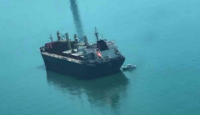 İ̇zmit Körfezi’ni Kirleten Gemiye 3 Milyon 108 Bin Lira Ceza Uygulandı