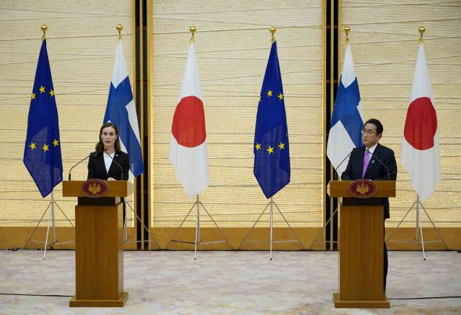 Japonya Başbakanı Kishida, Finlandiya Başbakanı Marin İle Görüştü