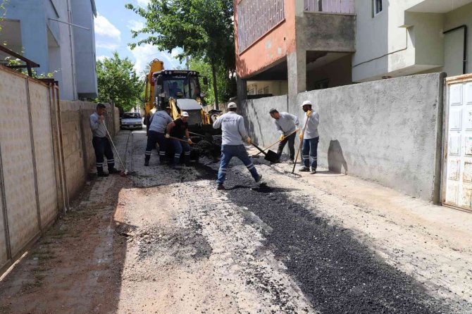 Kahta’da Asfalt Çalışmalarına Hız Verildi