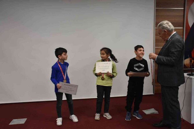 “Taşköprü Sarımsağı” Konulu Slogan Yarışması Ödül Töreni Yapıldı