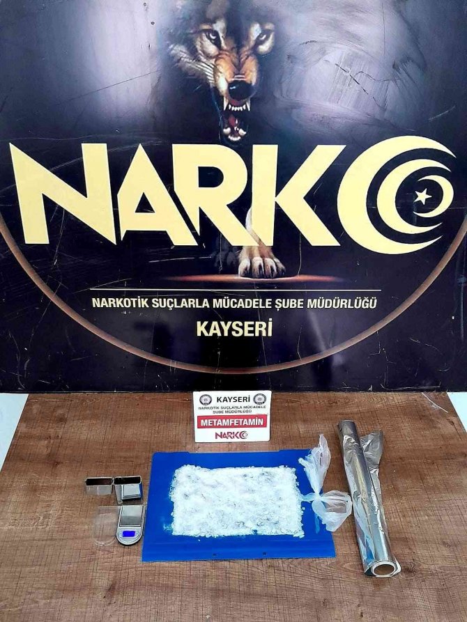 Kayseri’de 8 Adrese Eş Zamanlı Uyuşturucu Operasyonu: 32 Kişi Yakalandı