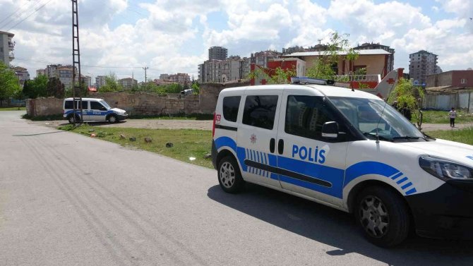 Kayseri’de Silahlı Dehşet: Tartıştığı Annesini Ve Rastgele Ateş Açıp Komşusunu Vurdu