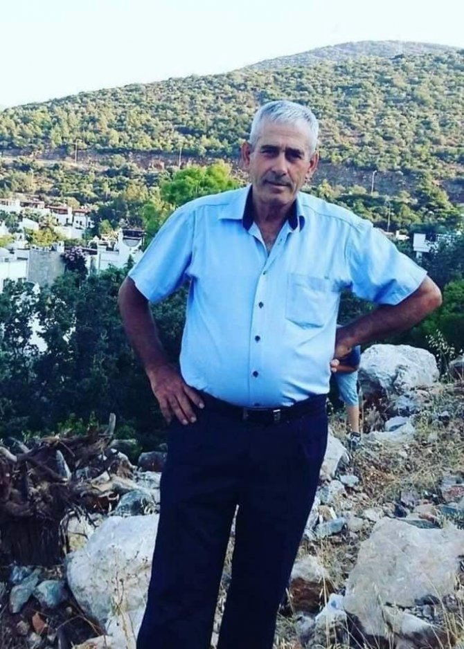 İ̇zmir’deki Feci Kazada Traktör Sürücüsü Can Verdi
