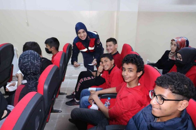 Kırklareli’nde Öğrencilere “Kariyer Olarak Jandarma” Anlatıldı