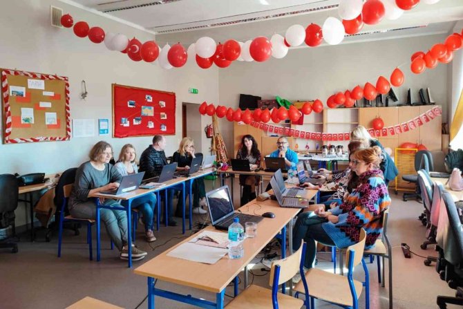 Şahidi Ortaokulu Polonya’da Türkiye’yi Temsil Etti