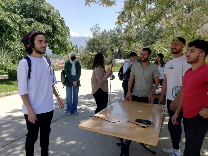 Simülasyon Etkinliğinde Engelli Arkadaşlarıyla Empati Kurdular