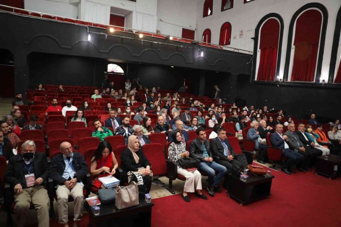 Mudanya 6. Uluslararası Türkiye Mozaik Korpusu Başladı