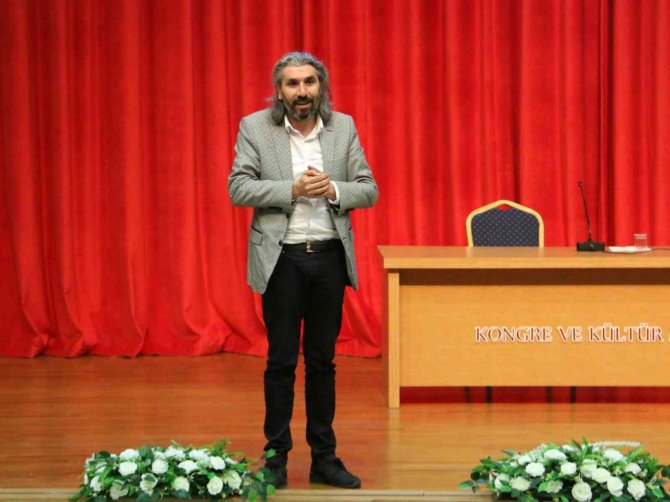 Nevü’de Akademik Yazma Becerileri Eğitimi Verildi