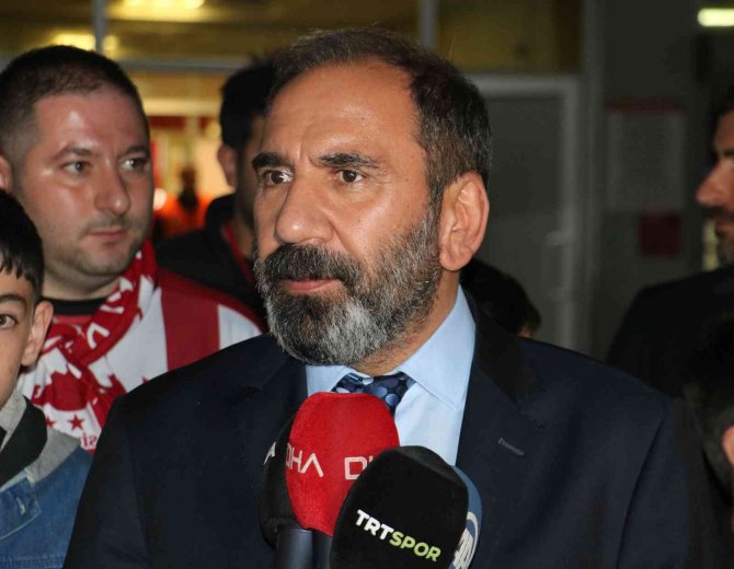 Mecnun Otyakmaz: “Final Maçına Tüm Sivaslıları Davet Ediyoruz”