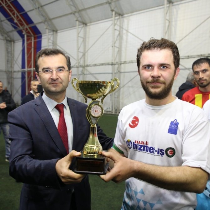 Fatsa Kaymakamlığı’nın Düzenlediği Halı Saha Futbol Turnuvası Sona Erdi