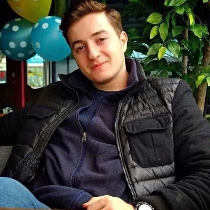 İ̇stanbul’da Kazada Şehit Olan Polise Gözyaşı