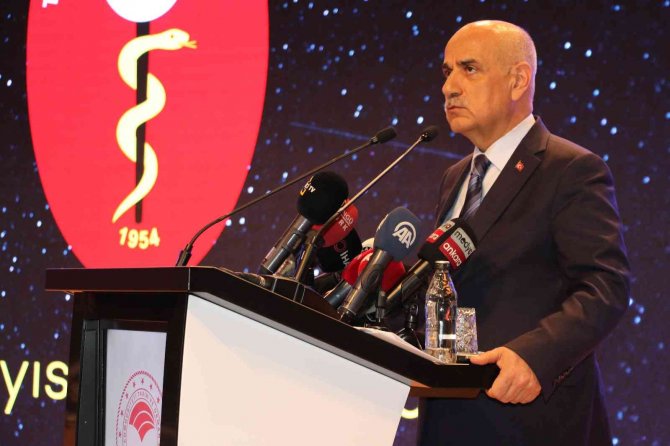 Bakan Kirişci: “Turcovac Aşısının Kaşifinin Bir Veteriner Hekim Olduğunu Kaç Kişi Biliyor”