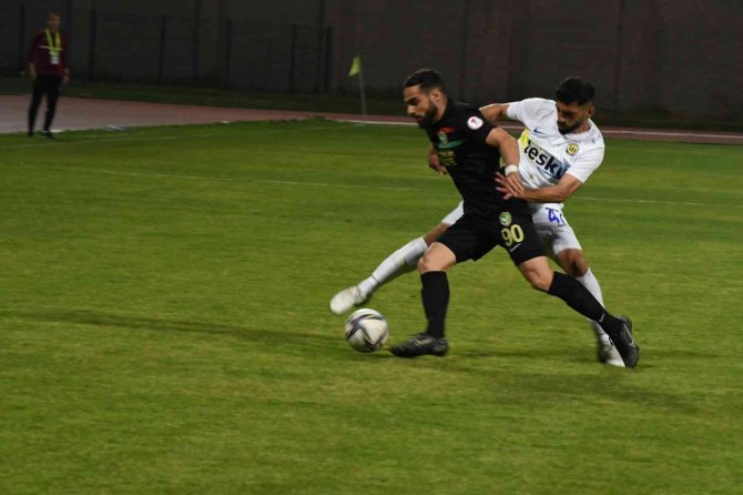 Tff 2. Lig Play-off: Tarsus İ̇dman Yurdu: 0 - Amed Sportif Faaliyetleri: 0