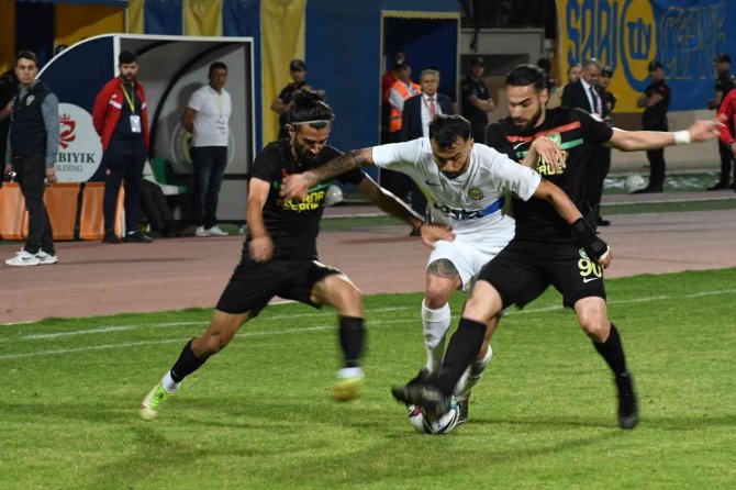 Tff 2. Lig Play-off: Tarsus İ̇dman Yurdu: 0 - Amed Sportif Faaliyetleri: 0