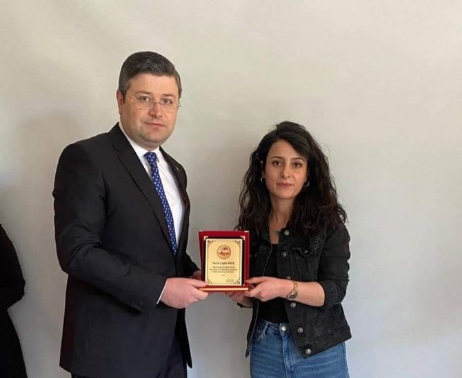 Tunceli’de Kitap Okuma Yarışmasında Derece Giren Veliler Ödüllendirildi