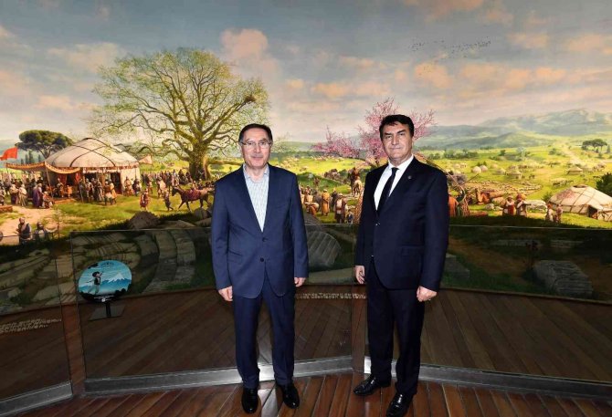Türk Devletleri Ombusdmanları, Fetih Müzesi’ne Hayran Kaldı