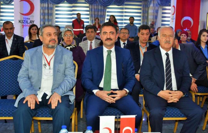 Vali Tekbıyıkoğlu: "Mazlum İnsanlara En Fazla Yardım Yapan Türkiye, Dünyada İşaretle Gösteriliyor"