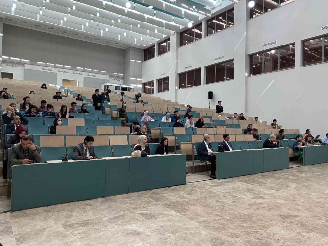 Beykoz’da E-parlamento Gençlik Oturumu Gerçekleştirildi