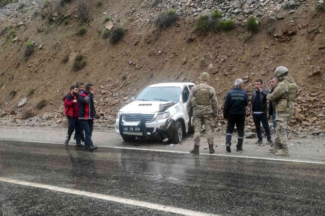 Çatak’ta Trafik Kazası: 1 Yaralı