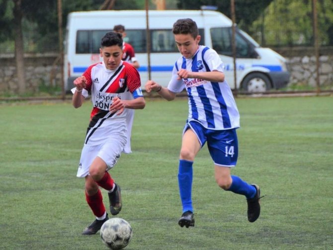 Yunusemre’nin U14’leri Play Off Turunda