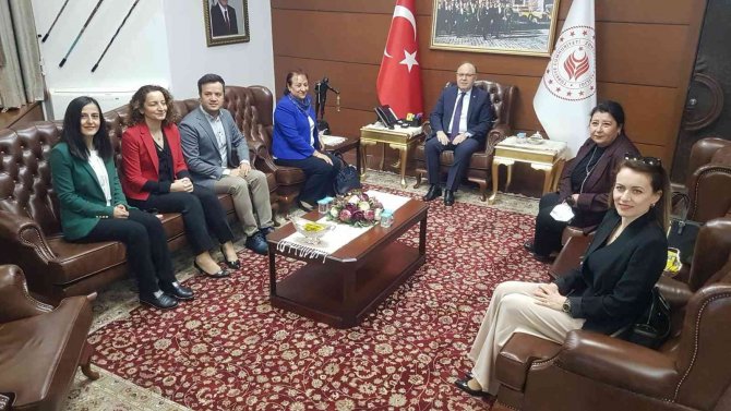 Hemşireler Haftası Törenle Kutlandı