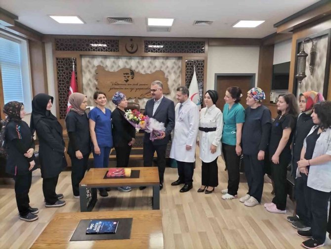 Ahlatcı Hemşireler Günü’nü Kutladı