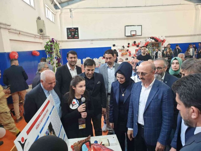 Bahçelievler’de Okullar Yeşillendiriliyor