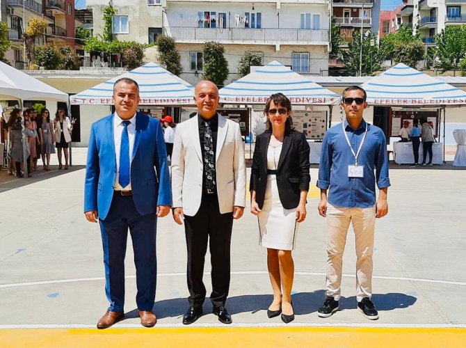 Aydın’da Öğrencilerin Projelerinden Oluşan Bilim Fuarı Açıldı