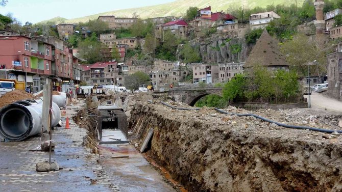 Binlerce Yıllık Kadim Kent Bitlis Tarihiyle Gün Yüzüne Çıkıyor