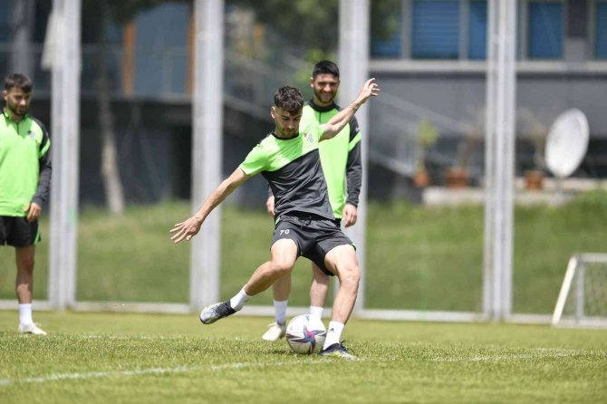 Bursaspor, Bandırmaspor Maçı Hazırlıklarını Tamamladı