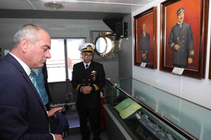 Efsane Gemiye Gemlik’te Ziyaretçi Akını